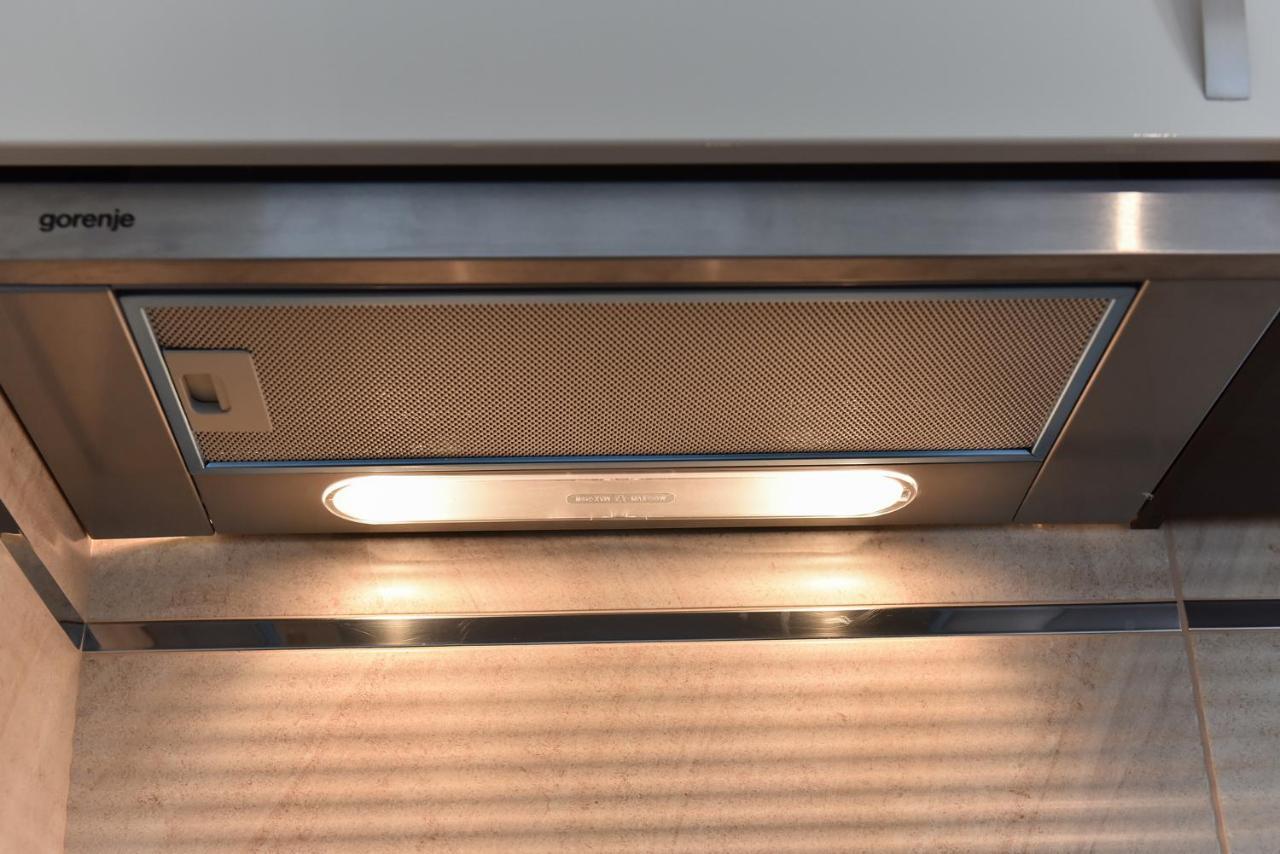 Apartmani Iva ヴィル エクステリア 写真